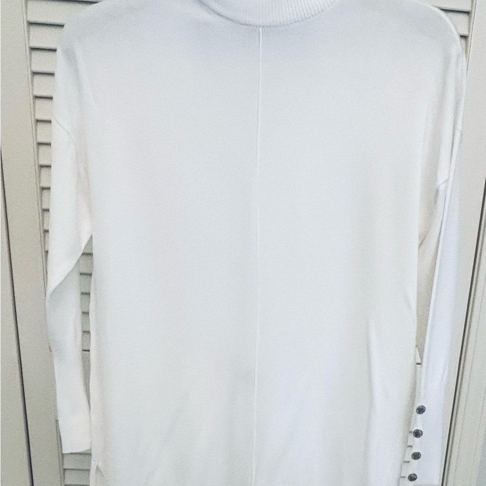 Anne Klein long sleeved mock neck sweater with buttons